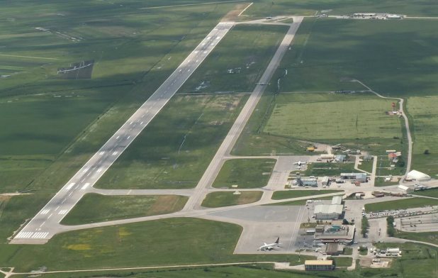 Sa aerodroma uklonjeni suveniri Kosova