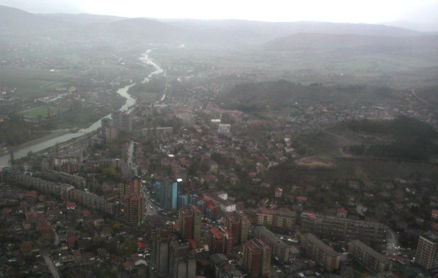 Kamenovana zgrada SO Kosovska Mitrovica