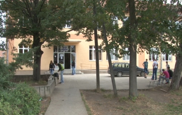 Đaci ponovo u klupama, besplatni udžbenici i ove godine