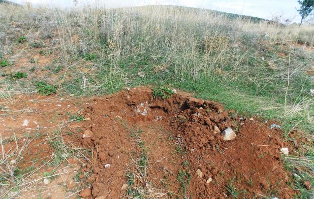 Orahovac: Ponovo porušena spomen ploča nestalim novinarima