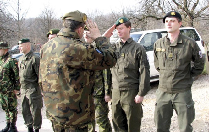 NATO traži povećanje broja vojnika na Kosovu