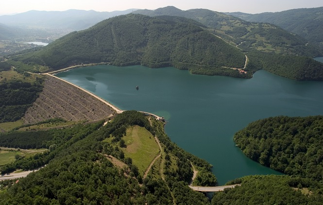 Sahranjena dvojica stradalih mladića