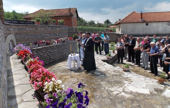 Orahovac: Parastos ubijenim i kidnapovanim Srbima