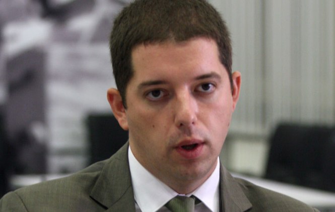 Đurić: Što pre rešiti krizu u Prištini