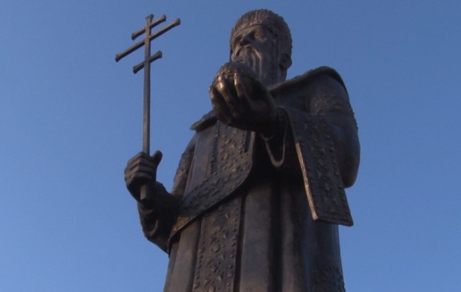 “O spomeniku će javnost dati sud”