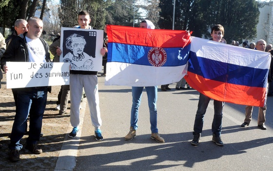 Podgorica: Protest zbog dolaska Tačija