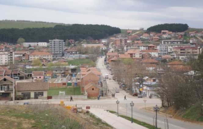 Srbica: Jedna osoba ubijena, dve ranjene