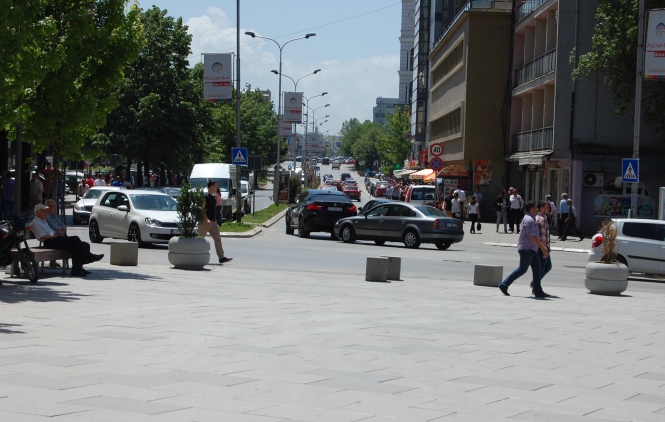 Protest zdravstvenih i prosvetnih radnika