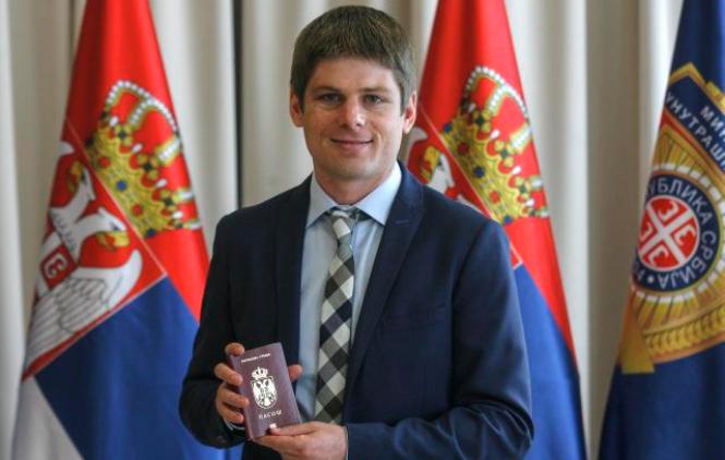 Arno Gujon dobio srpsko državljanstvo