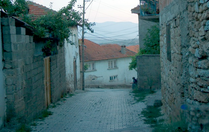 „Svedoci umiru, a UNMIK ćuti“