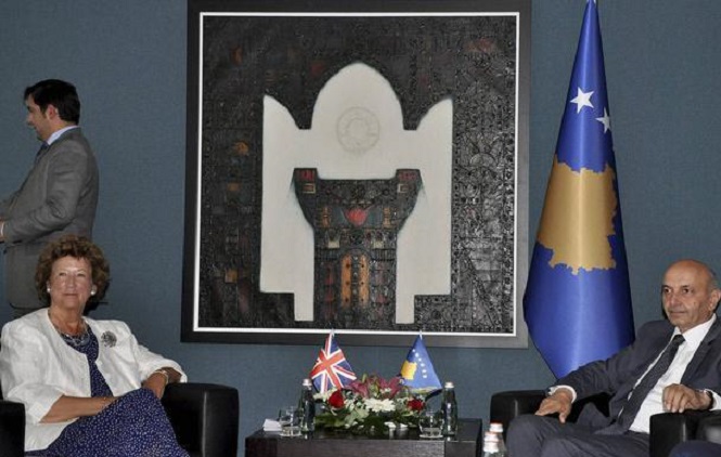 Velika Britanija pritiska Kosovo