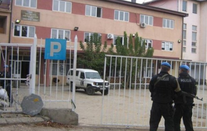 Lazović i Vujačić se brane na slobodi