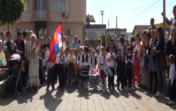 Tradicionalna svadba u dečijem izdanju
