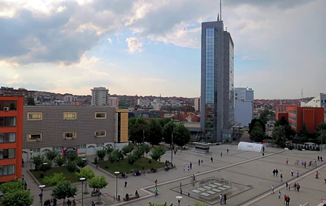 Napeto u Prištini