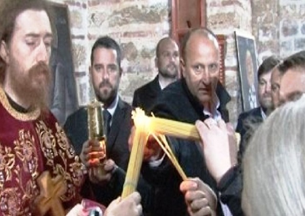 Blagodatni oganj stigao u manastir Banjska