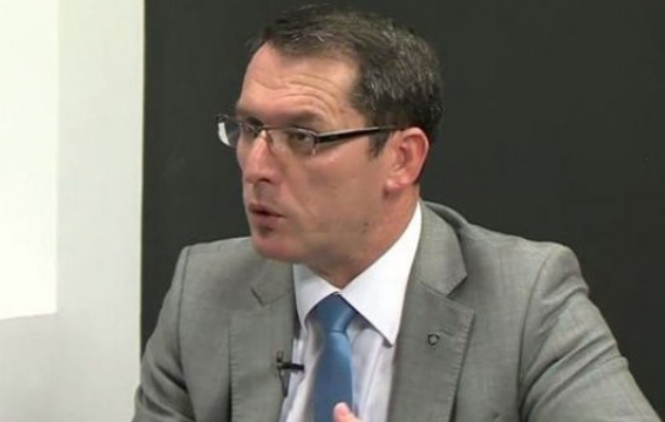 Gecaj: Biće još loših vesti za Srbiju