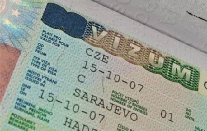 Optuženi za prodaju viza, među njima sin Rugove