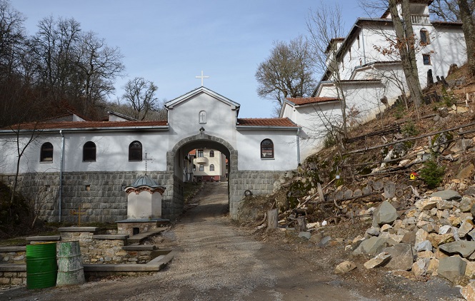 Dečija smotra folklora u Dragancu