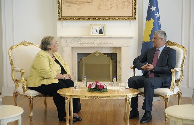 Prvi susret nove šefice Euleksa sa Tačijem