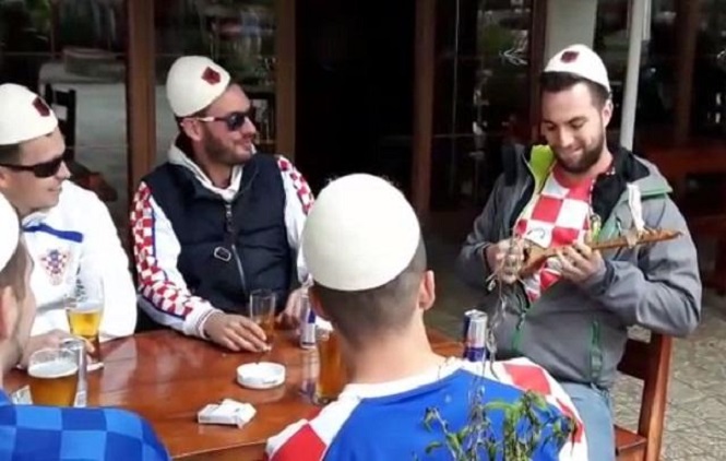 Navijači Hrvatske i Kosova pevali „Ubij Srbina“