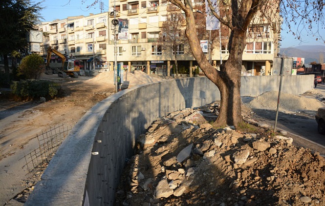 “Zid treba da uklone oni koji su ga postavili“