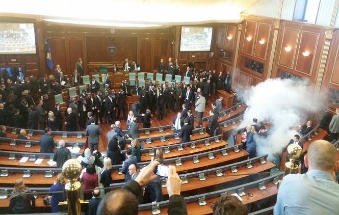 Demarkacija sa Crnom Gorom vraća nasilje na Kosovo