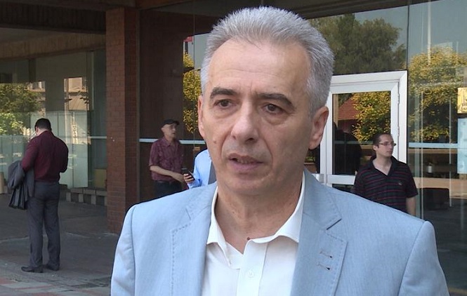 Drecun: Ne treba da upadnemo u zamku