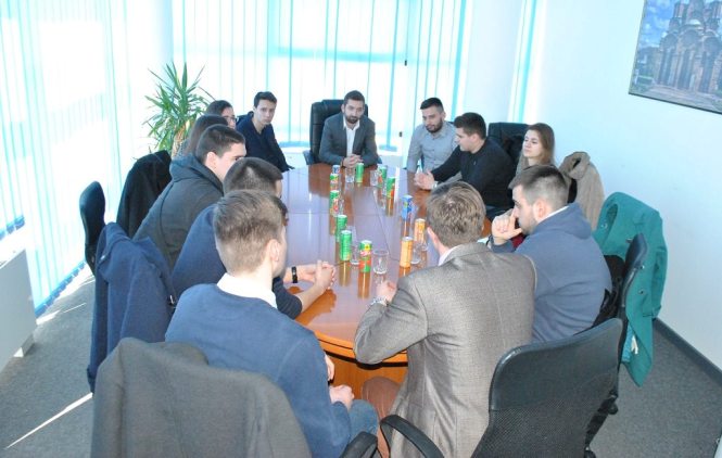 Studenti FPN-a sa Tomićem o učinjenom za Srbe na Kosovu