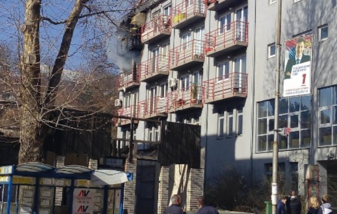 Izgoreo stan u Kosovskoj Mitrovici