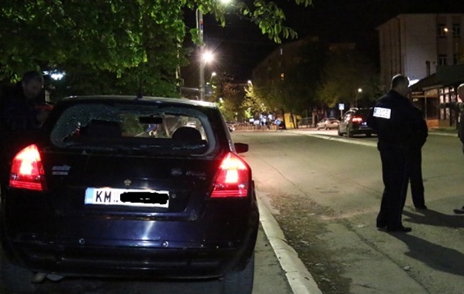 KM: Oštećeno vozilo, privedeni Albanci