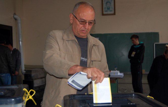 “Postoje pritisci i pretnje, ali kandidati ostaju isti”