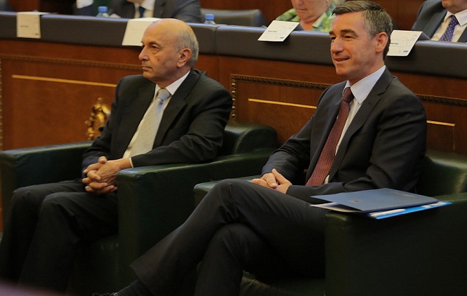 Mustafa: DSK neće glasati za Veseljija