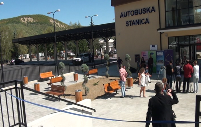 KM: Nova autobuska stanica, renovirani Dom Zdravlja i park