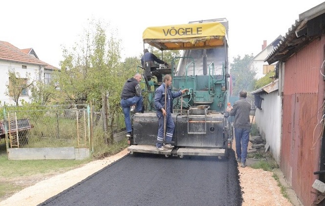 Uređujuju se ulice u Ugljaru, Preocu, Gračanici