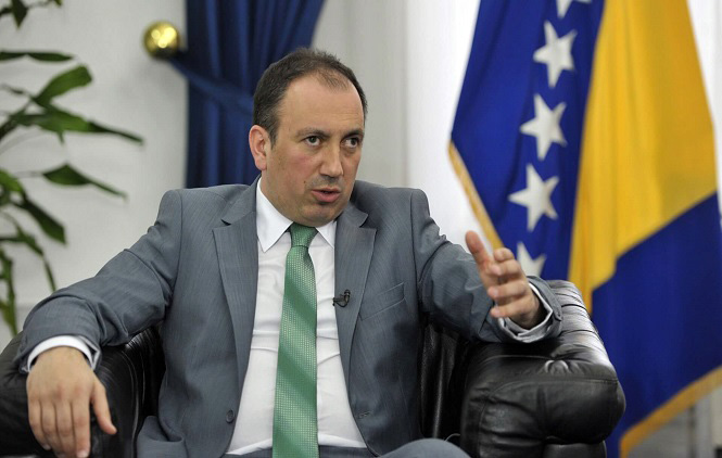 Crnadak: BiH neće razmatrati odluku o priznanju Kosova