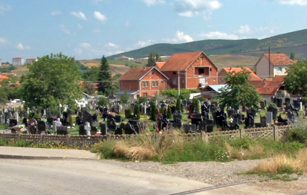 Čišćenje grobalja pred Zadušnice