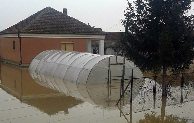 Prilužje: Prošireno korito Laba zbog šljunkara