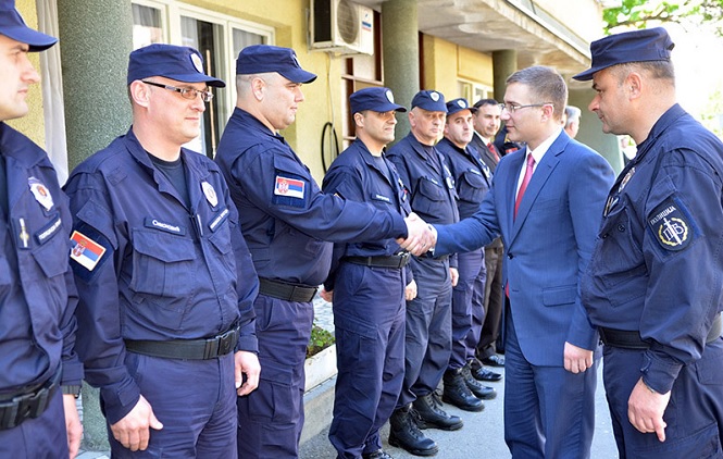Za policajce sa Kosova spremaju rešenja o posebnoj penziji