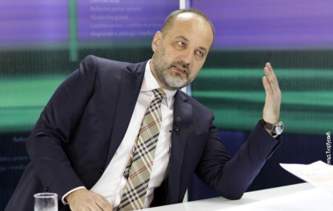Janković: Rešiti problem Kosova na demokratski način
