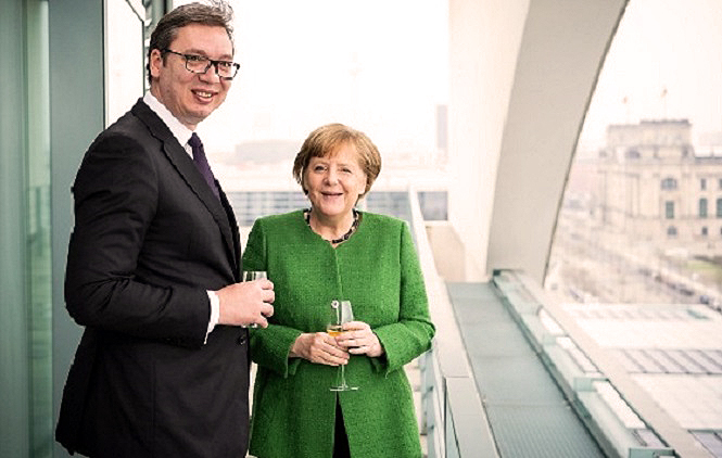 Vučić sa Merkelovom najviše o Kosovu