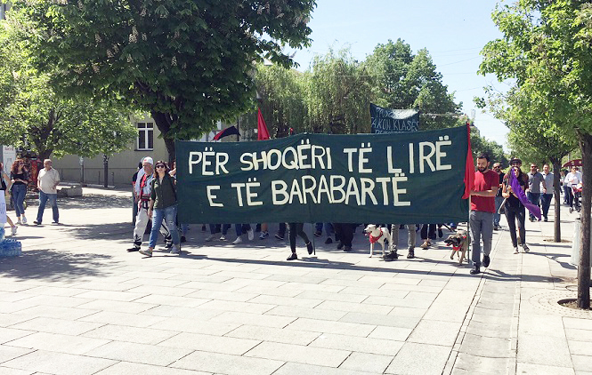 Protest u Prištini: „Stop pritiscima na radnike“