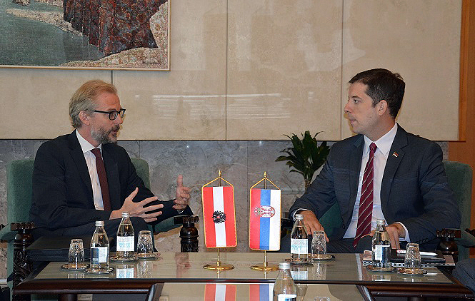 Đurić i ambasador Austrije o dijalogu i problemima Srba