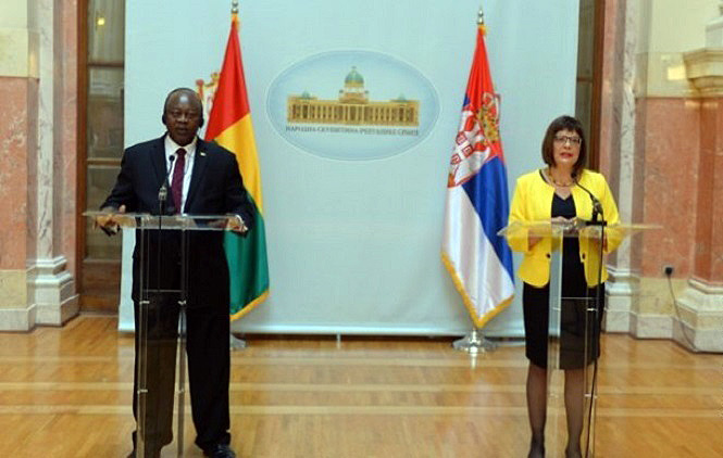 „Srbija je bogata i razvijena, Kosovo je deo Srbije“