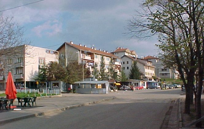 Opljačkano vozilo kompanije za obezbeđenje u Leposaviću