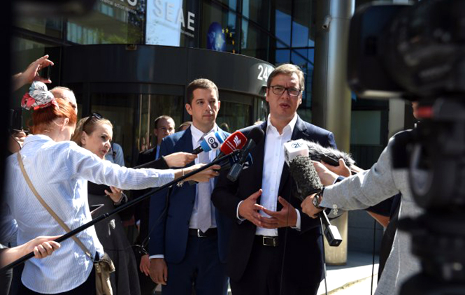 Vučić: Nastavićemo razgovore, čuvaćemo mir