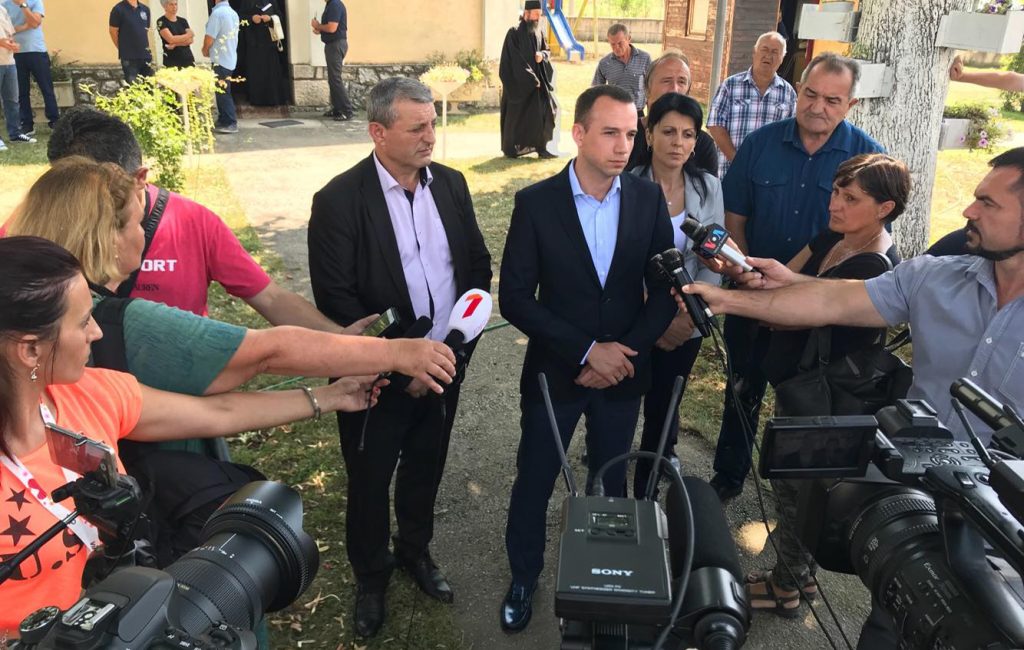 Jović: Danas se sećamo zločina bez kazne