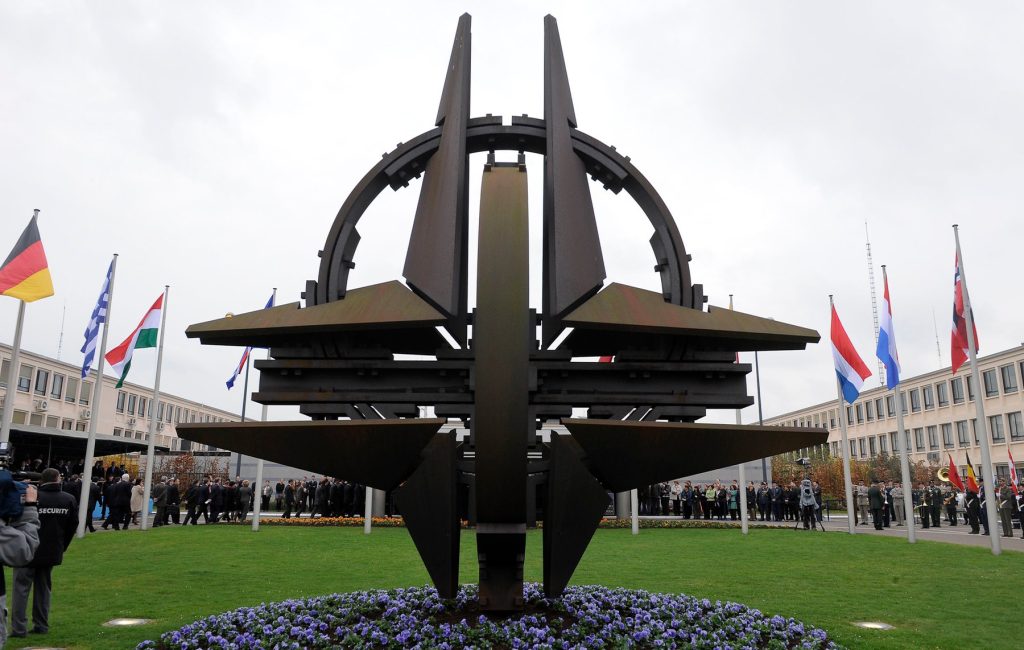 NATO: Promena strukture BSK samo uz ustavne promene