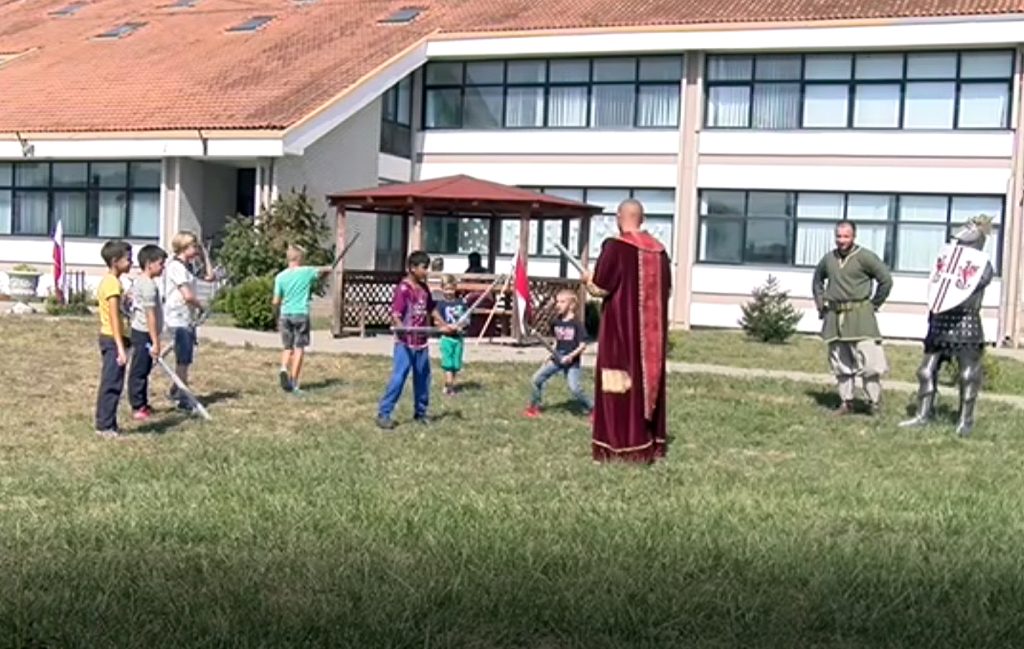 Srednjovekovni karavan u Lepini