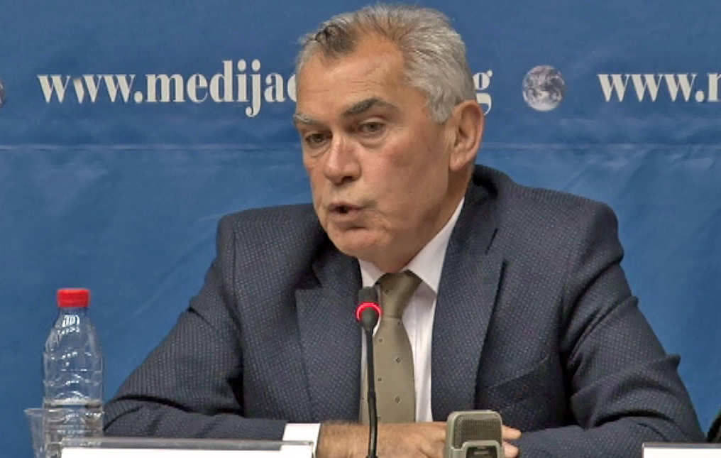 „Srpski novinari će stalno imati prevod u Skupštini“