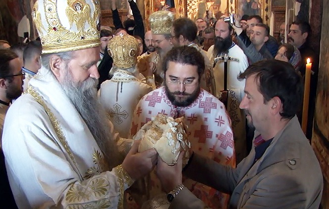 Gračanica: Manastir proslavio slavu, a škola svoj dan
